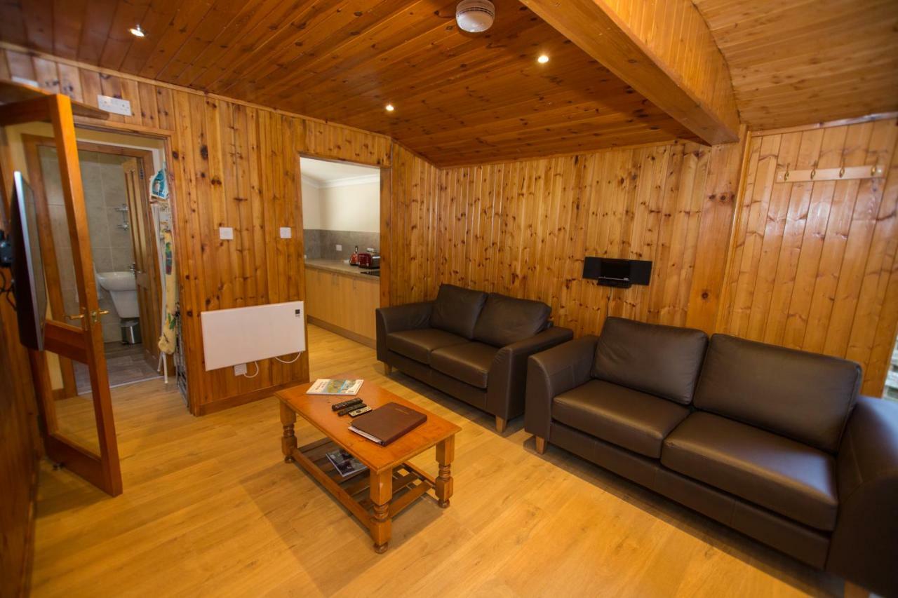 Invercauld Lodges Ballater Exterior foto