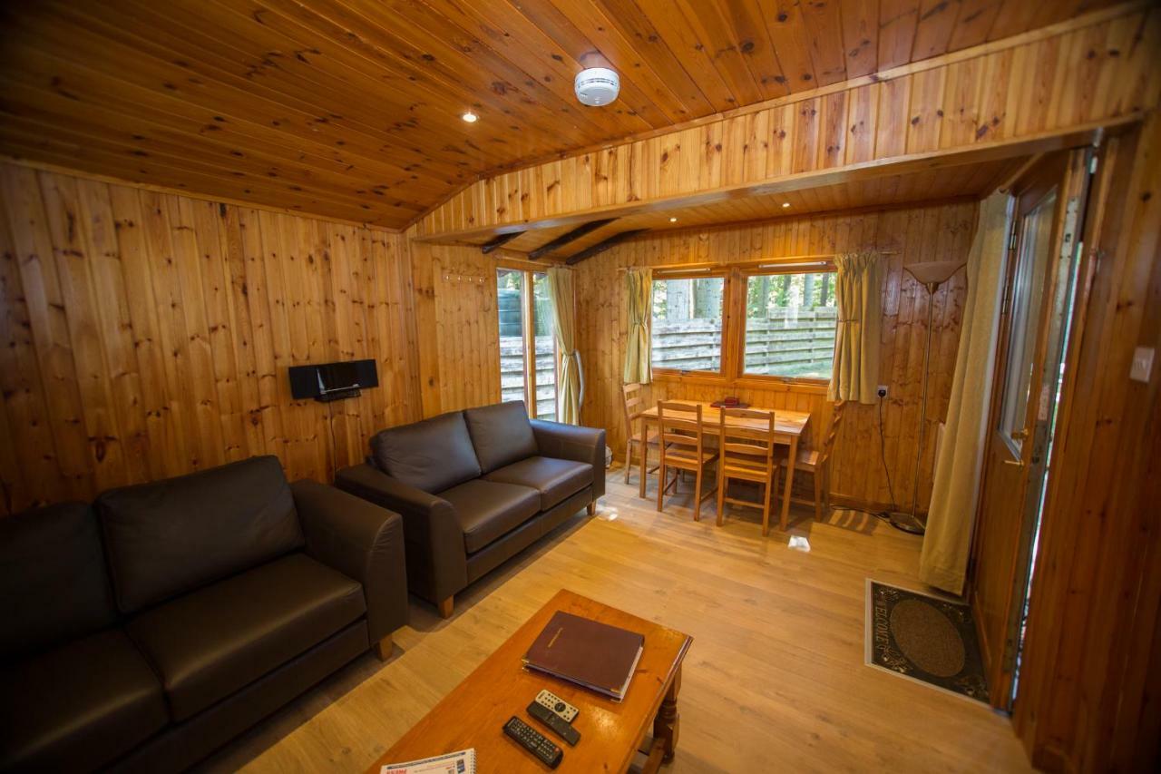 Invercauld Lodges Ballater Exterior foto